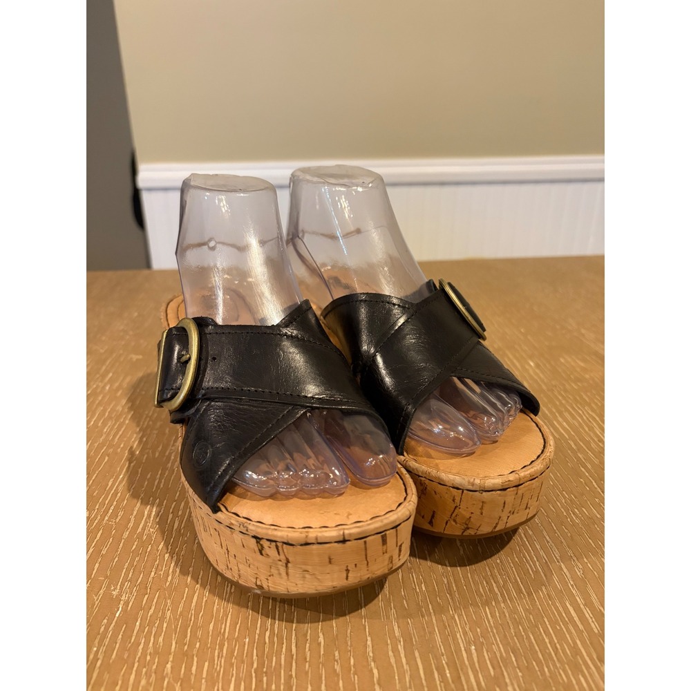 Born Goma Women's Size 7 M Black Leather Cork Wedge Slide Sandals Buckle - Picture 2 of 6
